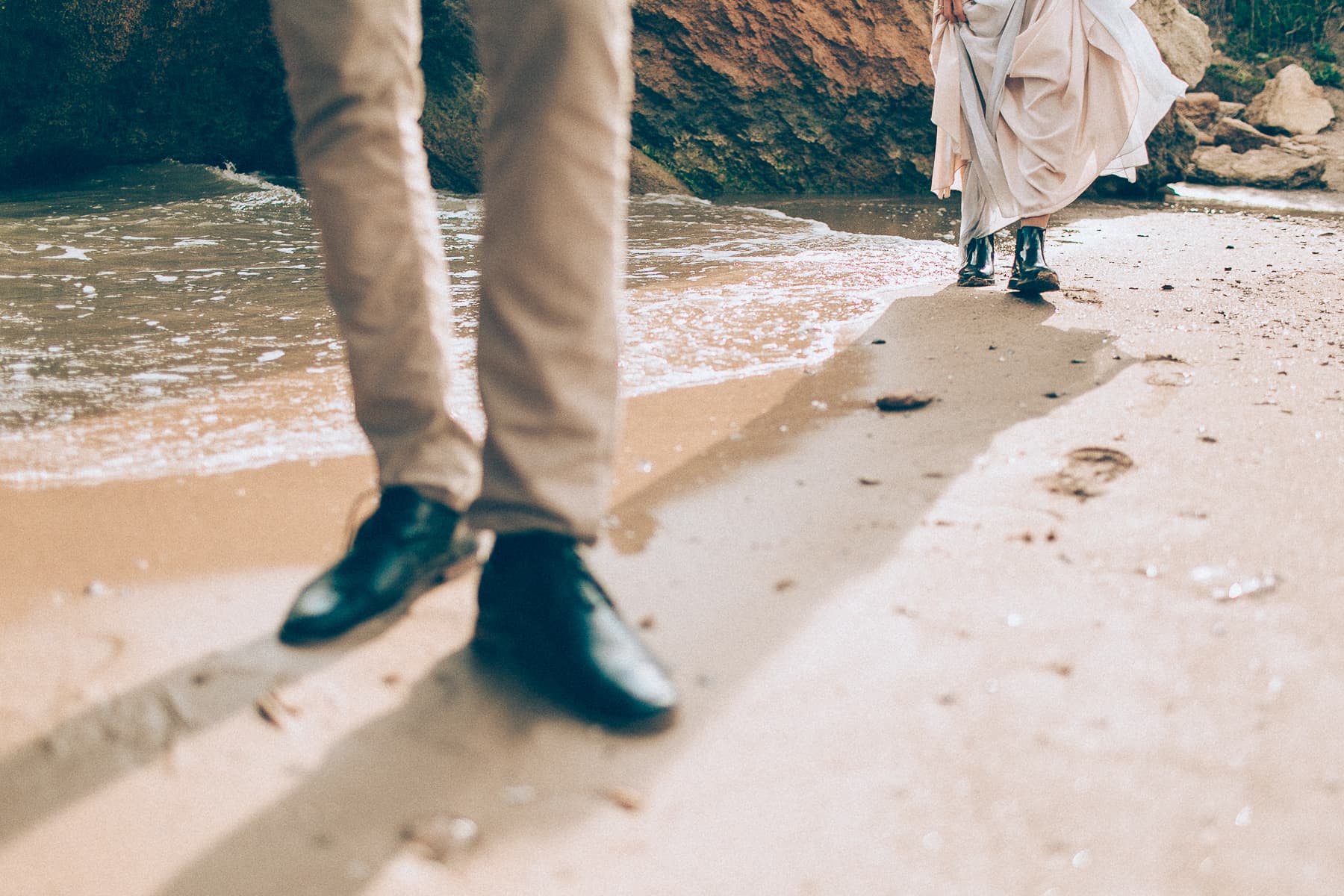 wedding-beach-love (4)
